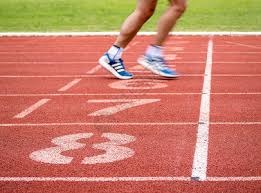 手感冰凉！麦克布莱德半场7中1仅拿2分1篮板2助攻